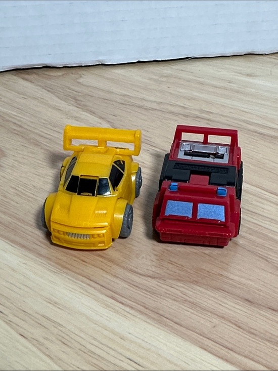 Hasbro Other - 2011 Bot Shots Autobots Bumblebee 🐝 and Sentinal Prime